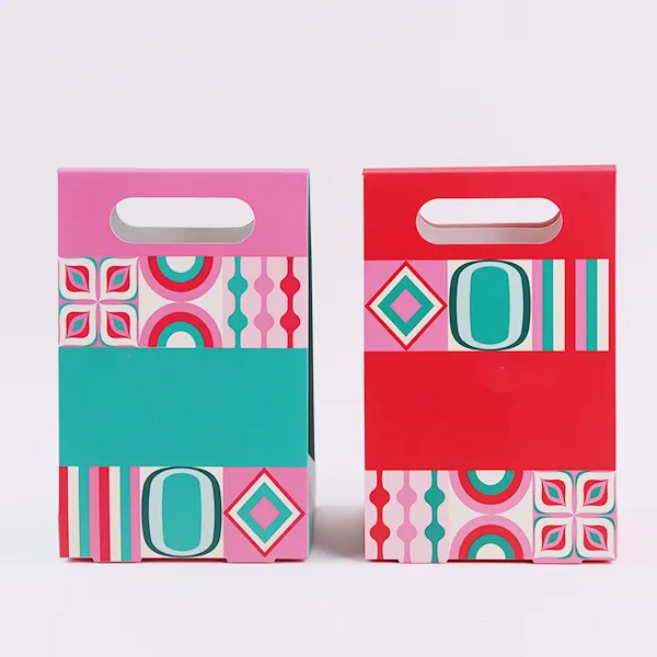 Фронтонни кутии